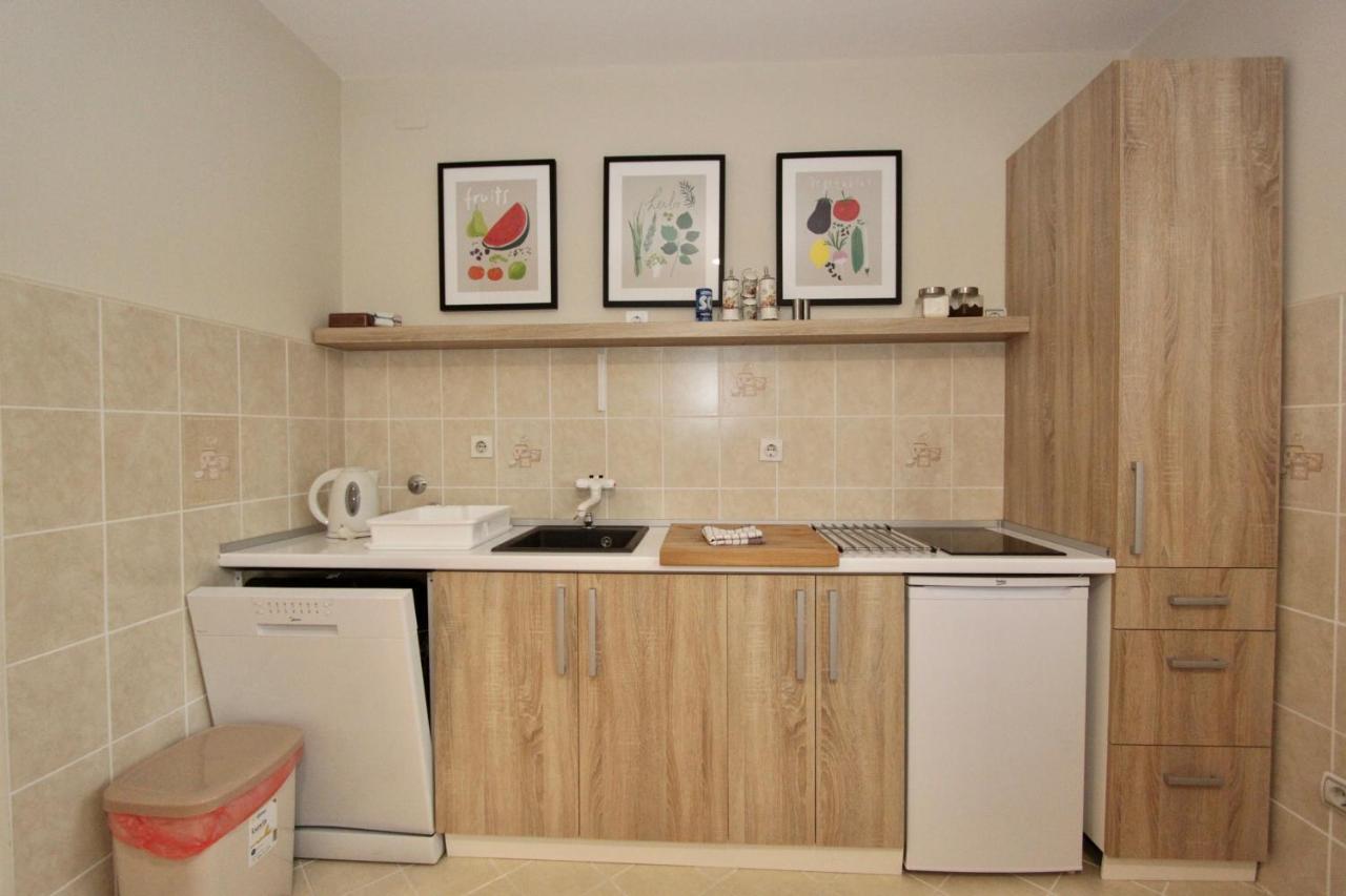 Cozy Apartments In Belgrade, Cukarica, Zeleznik, Free Parking And Wifi Εξωτερικό φωτογραφία